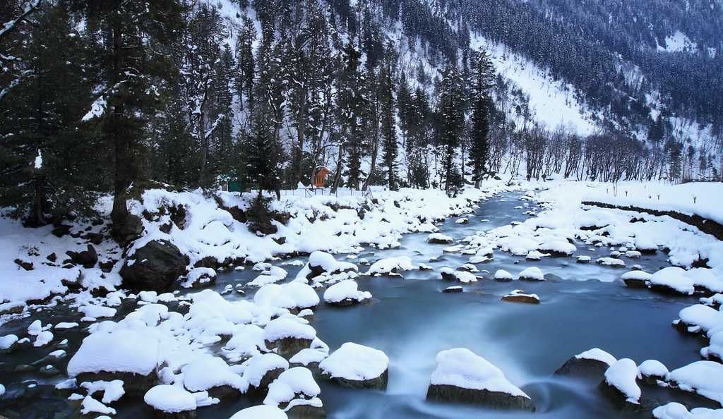 Kashmir Snow Dhamaka 3* Hotels - 1 Dec 2024 To 31 Mar 2025 (Every Monday) image